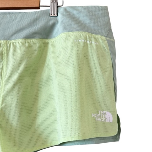 THE NORTHFACE Summer LT 2.5” Shorts Astro Lime Size XXL NEW - Picture 11 of 12